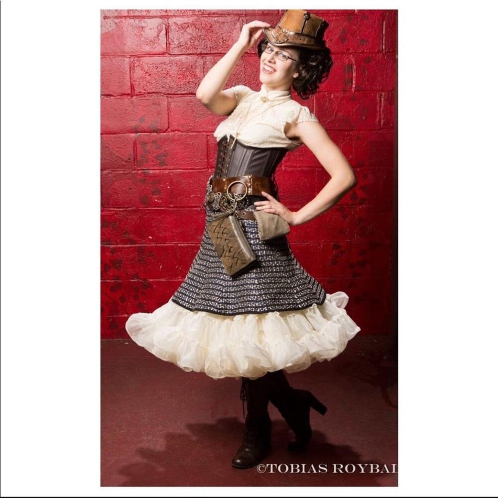 Blue nanette Lepore taffeta skirt